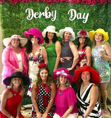 Kentucky Derby Party Ideas Fancy Hats, Ky Derby Hats, Kentucky Derby Gala Theme, Women’s Kentucky Derby Outfits, Kentucky Derby Tea Party Ideas, Kentucky Derby Fashion 2023, Kentucky Derby Party Outfit For Women, Kentucky Derby Backdrop, Derby Themed Bridal Shower Style