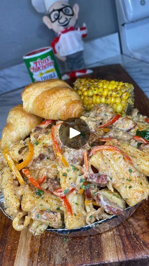 Rasta Pasta Jamaican, Rasta Pasta Recipe, Rasta Pasta, Yummy Seafood, Black Food, Chicken Dinners, Jamaican Recipes, Keto Chicken, 30 Minute Meals