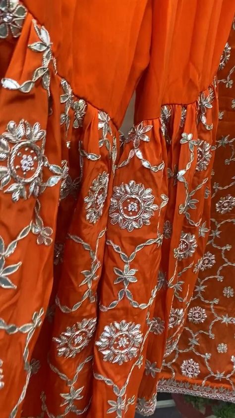 Chunni Designs, Mehndi Outfits, Designer Bridal Lehenga Choli, Embroidery Fashion Detail, New Saree Designs, Latest Bridal Dresses, Mehndi Designs For Girls, Latest Mehndi, Bridal Dress Fashion