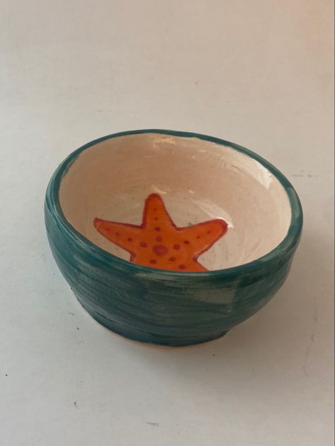 Pinch Pot Bowl Ideas, Pinch Pot Painting Ideas, Pinch Pot Inspiration, Pinch Pot Bowl, Ceramic Pinch Pots Ideas, Ceramic Bowl Painting Ideas Simple, Pinch Pots Ceramic, Cute Pinch Pot Ideas, Clay Pinch Pot Ideas