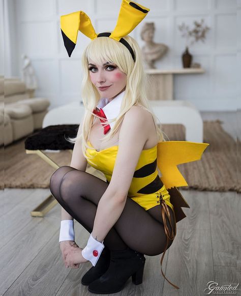 Rolyat on Instagram: “I kinda understand why Pokémon are so cool with being in PokeBalls all day… 18 hour naps sound nice right about now ⚡️ 📷: @gaunted” Lopunny Costume, Women Pokemon Costume, Pregnant Pokemon Costume, Lopunny Cosplay, May Pokemon Cosplay, Character Cosplay, Bunny Suit, Video Game Cosplay, Pokemon Cosplay