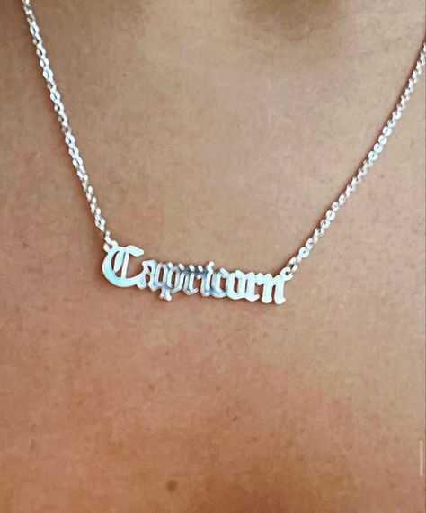 Capricorn Pendant, Capricorn Aesthetic, Aesthetic Bible, Aquarius Necklace, Capricorn Season, Capricorn Gifts, Constellation Necklace, Zodiac Necklace, Zodiac Necklaces