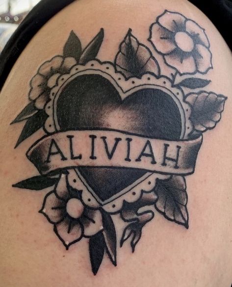 Doily Heart Tattoo, Heart Tattoo With Name, Heart Name Tattoo, Black Ink Tattoo, Heart Tattoos With Names, Flowers Name, Heart Flowers, Tattoo Black, Black Ink Tattoos