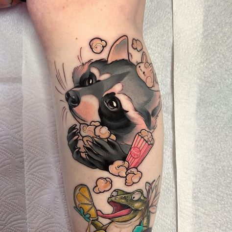 Jessica Ashby (@jessica_penfold) • Fotos e vídeos do Instagram Raccoon Tattoo, Spooky Tattoos, Racoon, Fun Day, Tattoo Design Drawings, Tattoo Styles, Wren, Inspirational Tattoos, Color Tattoo