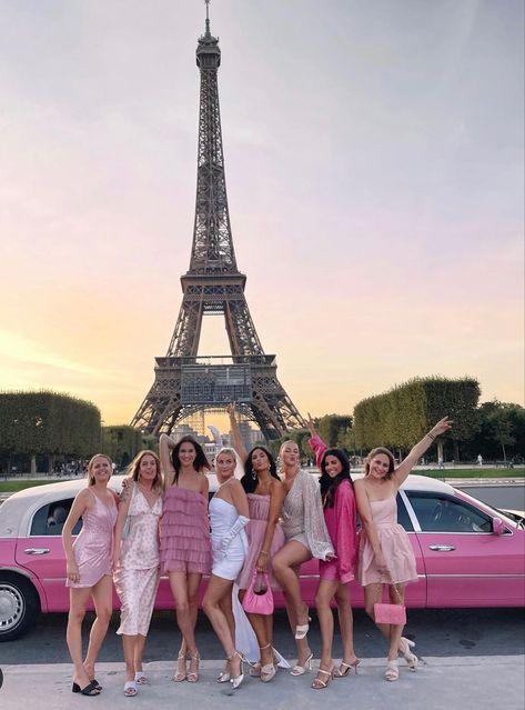 Best Friends Pink Aesthetic, Pink Aesthetic Bachelorette, Hen Party Aesthetic, Pink Aesthetic Vacation, Gigi Core, Paris Girls Trip Aesthetic, Paris Besties Aesthetic, Party In Paris, Bachelorette Inspo