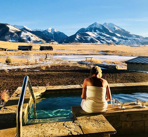 Sage Lodge | A Luxury Montana Resort Near Yellowstone Montana Lodge, Yellowstone Lodging, Montana Resorts, Yellowstone Ranch, Ranch Houses, Yellowstone Vacation, Yellowstone Trip, Yellowstone River, Relax Your Mind