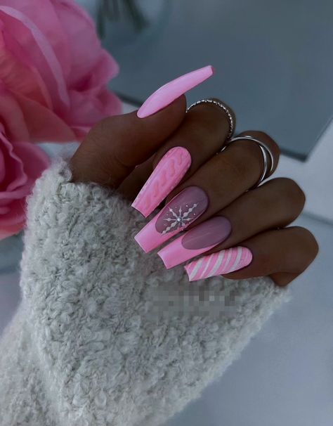 Nails Pink Black, Mickey Nails, Long Acrylic Nail Designs, Diva Nails, Fancy Nails Designs, Drip Nails, Winter Nails Acrylic, Stylish Nails Designs, Nails Pink