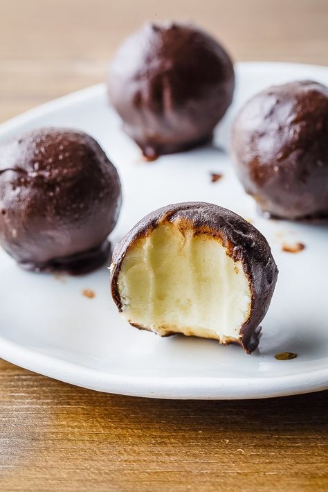 Paleo ice cream truffles are the perfect dessert – subtly sweet, creamy, and cool. Ice Cream Truffles, Coffee Cherry, Instant Espresso, Paleo Ice Cream, Paleo Appetizers, Paleo Recipe, Paleo Sweets, Espresso Powder, Paleo Diet Recipes