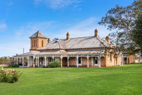 Leadlight Windows, Country Lifestyle, Outside World, Sun Valley, Billiard Room, Australian Homes, Commercial Real Estate, Formal Living, South Australia