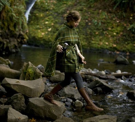 Kinfolk Magazine, Autumn Walk, Irish Fashion, Plaid Capes, Wardrobe Styling, Prop Styling, Poncho Style, Mori Girl, Grunge Style