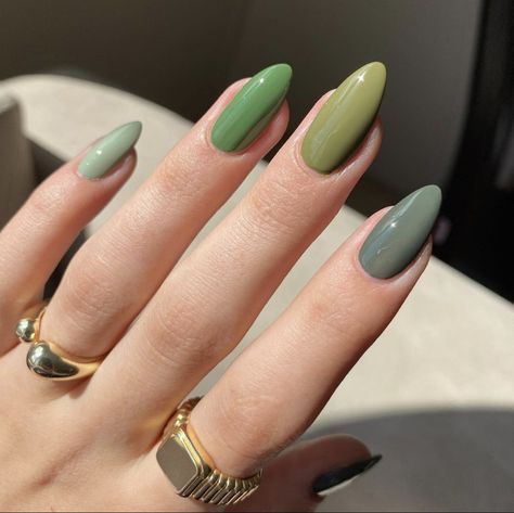 Cute Almond Nails Green, Multi Shade Nails Green, Nails Shades Of Green, Multiple Green Nails, Green Tone Nails, Multicolor Green Nails, Nail Inspiration Multicolor, Vibrant Nail Ideas, Green Monochrome Nails