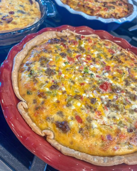 Southwest Quiche — bailie saiz Southwestern Quiche Recipes, Breakfast Quiche, Spanish Onion, Good Morning Sunshine, Quiche Recipes, Ranch Dressing, Pie Crust, Cheddar Cheese, Cheddar