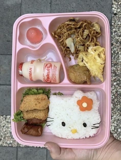 Cute Lunch Bentos, Lunchbox Bento Ideas, Cute Lunchbox Aesthetic, Cute School Lunches, Bekal Aesthetic, Cute Lunch Ideas, Cute Lunches, Hello Kitty Bento, Kawaii Lunch