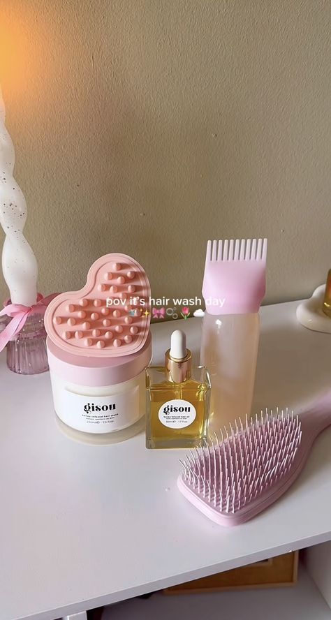 Gisou Hair Mask, Gisou Hair Oil, Fall Everything, Gisou Hair, Girl Therapy, Pink Lifestyle, Scalp Massager, Pretty Skin Care, Pretty Skin