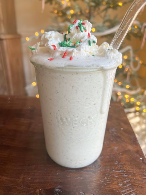 Sugar Cookie Protein Shake, The Peachie Spoon Recipes, Cookie Smoothie, Cookie Dough Smoothie, Cottage Cheese Smoothie, Ninja Ice Cream Recipe, Perfect Smoothie, Homemade Sugar Cookies, Yummy Sugar Cookies