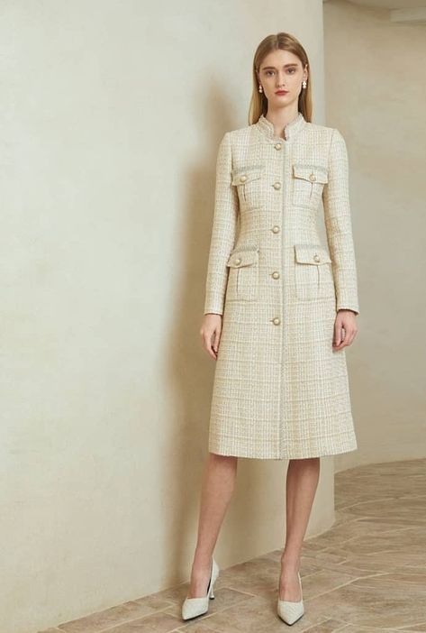 Chanel Tweed Outfit Street Styles, Chanel Long Dress, Tweed Dress Outfit Classy, Vintage Chanel Outfit, Chanel Tweed Dress, Tweed Fashion, Tweed Outfit, Chanel Coat, Pre Fall Fashion