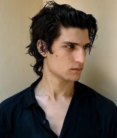 Hooked Nose, Louis Garrel, Ex Machina, Interesting Faces, Eye Black, Dark Hair, A Black, Character Inspiration, Pretty People