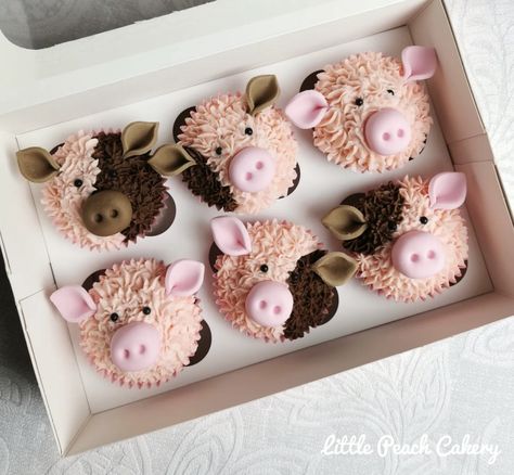 Cupcake Animal Decoration, Pig Cupcakes Easy, Buttercream Farm Animal Cupcakes, Animal Cupcakes Buttercream, Pig Cupcakes Ideas, Cupcakes Decoration Animals, Farm Animal Cupcakes Easy, Farm Birthday Cupcakes, Goat Cupcakes