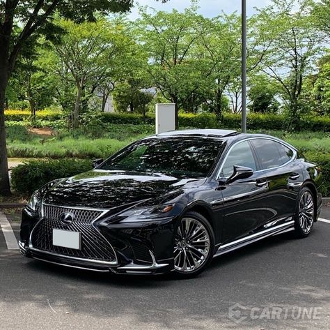 Lexus Sedan Luxury, Lexus Sedan, Lexus Ls500, Dream Cars Lexus, Lexus Sport, Lexus Ls 460, Lexus Ls460, Lexus Models, Lexus Ls