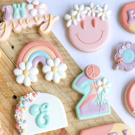 Flower Power Cookies, Peace Out Single Digits Cookies, Two Groovy Birthday Party Food, Two Groovy Cookies, Groovy Birthday Party Ideas, 2nd Birthday Cookies, Groovy Cookies, Cookie Workshop, Birthday Preppy