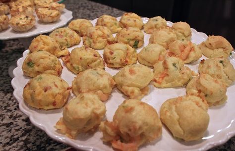 Shrimp Puffs Recipe, Everybody Talks Neon Trees, Ignorance Paramore, Bacon Cheddar Puffs, Puff Appetizers, Shrimp Puffs, Santeria Sublime, Dinner Shrimp, Chicken Corn Chowder