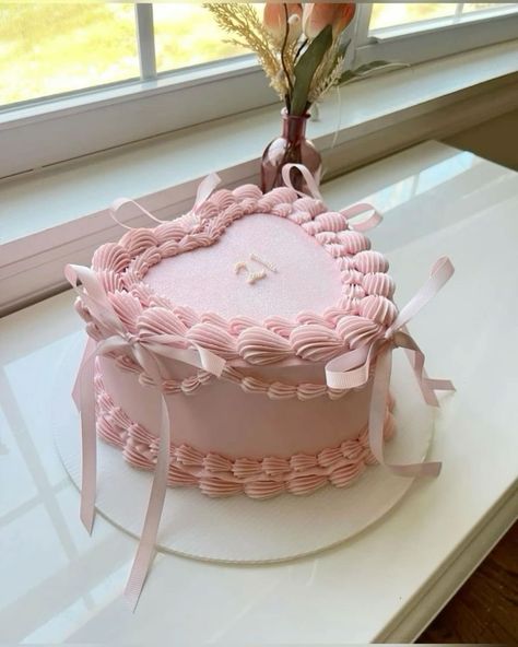 Pink 21st Birthday Cake Ideas, Heart 21st Birthday Cake, Pink Heart Bday Cake, 20 Yrs Old Birthday Cake, Ribbon Birthday Cake, 21 Heart Cake, Heart Shaped Cakes Pink, Ribbon Cake Design, Nineteen Birthday Cake