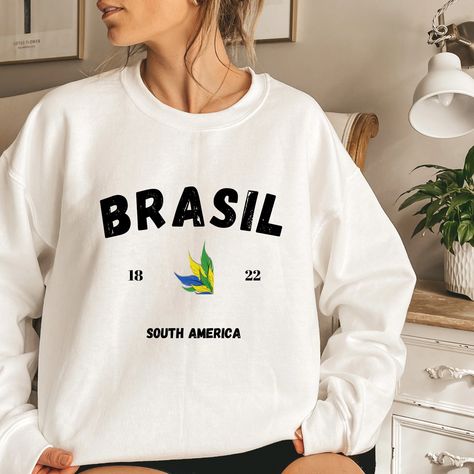 Brasil sweatshirt Head Stand, Matching Jewelry, Baggy Fits, Unisex Design, Brazil, Just Go, Navy And White, Jewelry Sales, Soft Fabrics