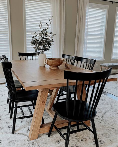 Farmhouse dining room table with black chairs Round Kitchen Table With Black Chairs, Light Dining Room Table With Black Chairs, Medium Size Dining Room Ideas, Dining Room Brown Table Black Chairs, Farmhouse Modern Kitchen Table, Rooms To Go Kitchen Sets, Kitchen Table Modern Farmhouse, Rectangle Dining Tables, Basement Table And Chairs