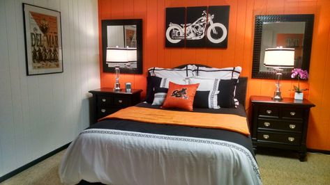 Harley Davidson bedroom. Harley Davidson Decor, Orange Bedroom, Bedroom Orange, Bedroom Decorating Ideas, Brown Bedroom, Bedroom Decorating, Boys Bedrooms, Bedroom Themes, New Room