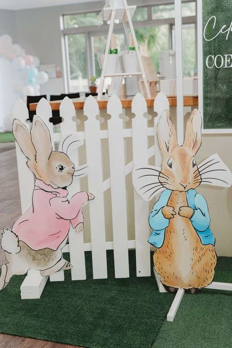 Peter Rabbit Photo Backdrop, Easter Vintage Decor, Peter Rabbit Balloons, Peter Rabbit Garden, Peter Rabbit Theme Party, Rabbit Cafe, Rabbit Decorations, Vintage Peter Rabbit, Peter Rabbit Nursery