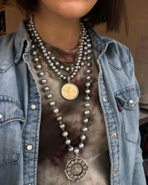 French Kande Jewelry, French Kande, Hand Beaded Jewelry, Casual Necklaces, Exotic Jewelry, Denim And Diamonds, Long Pearl Necklaces, Jewelry Making Necklace, Silverware Jewelry