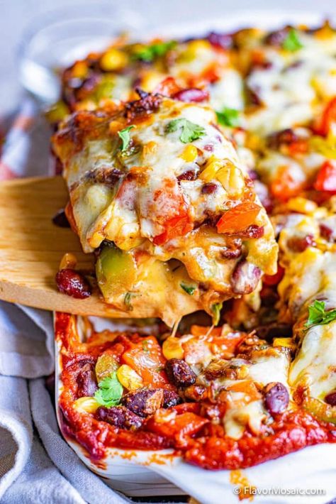 Vegetarian Enchilada Casserole - Flavor Mosaic Vegetarian Enchiladas Recipe, Vegetarian Enchilada, Vegetarian Enchilada Casserole, Vegetarian Casserole Recipes, Vegetarian Mexican Recipes, Vegetarian Casserole, Vegetarian Enchiladas, Healthy Casserole Recipes, Enchilada Casserole Recipes