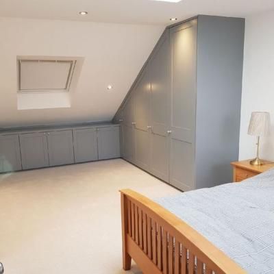 Harold SieMatic - Specialist in custom UNDER SLOPES according to your space in Switzerland Bedroom Attic Ideas, Loft Conversion Bedroom, Attic Bedroom Storage, Attic Wardrobe, Slanted Walls, Attic Bedroom Designs, Attic Closet, Attic Loft, Angled Ceilings