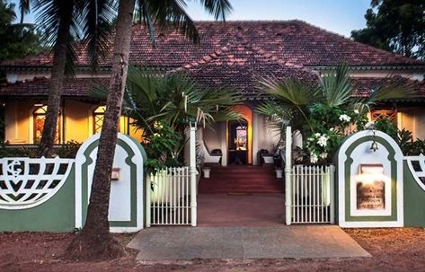 Kerala Traditional House, South Goa, Goa Travel, Short Vacation, Kerala Houses, Best Boutique Hotels, Heritage House, Goa India, Village House Design