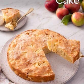 Preppy Kitchen Apple Cake, Cake Preppy, Apple Pie Cake, Apple Muffin Recipes, Coffee And Walnut Cake, French Apple Cake, Kitchen French, Springform Pan Cake, Preppy Kitchen