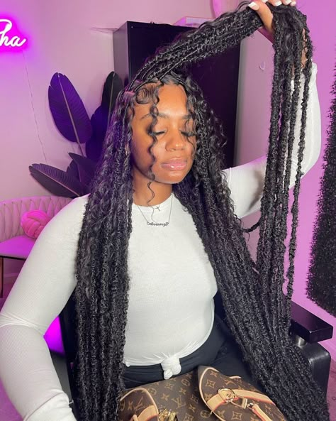 ˚୨୧⋆ @bella2angel Statesboro Georgia, Faux Locs Styles, November Books, Locs Styles, Birthday Hairstyles, Black Ponytail Hairstyles, Faux Locs Hairstyles, Box Braids Hairstyles For Black Women, Cute Braided Hairstyles