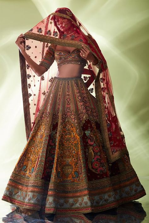 Maroon hand embroidered lehenga by Designer Latest Bridal Lehenga, Indian Outfits Lehenga, Wedding Lehenga Designs, Indian Bride Outfits, Bridal Lehenga Collection, Designer Bridal Lehenga, Traditional Indian Dress, Indian Dresses Traditional, Red Lehenga