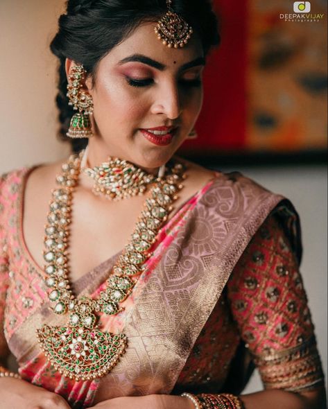 Sreemantham Hairstyle, Diamond Mango Haram, South Bride, Kundan Haram, Antique Diamond Necklace, South Indian Wedding Hairstyles, South Wedding, Mango Mala, Bride Collection