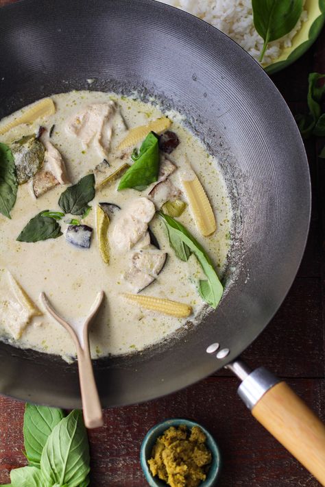 Thai Green Curry Chicken With Eggplant, Green Curry Eggplant, Curry With Eggplant, Curry Eggplant, Chicken Eggplant, Green Eggplant, Chicken Cashew Stir Fry, Thai Curry Recipes, Green Curry Recipes