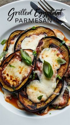 Indulge in the smoky flavors of Grilled Eggplant Parmesan, a healthier twist on the classic Italian dish. Grilled Eggplant Parmesan, Eggplant Parmesan Easy, Grilled Eggplant Recipes, Fresh Veggie Recipes, Eggplant Recipes Easy, Eggplant Dishes, Chicken Sandwich Recipes, Grilled Eggplant, Classic Italian Dishes