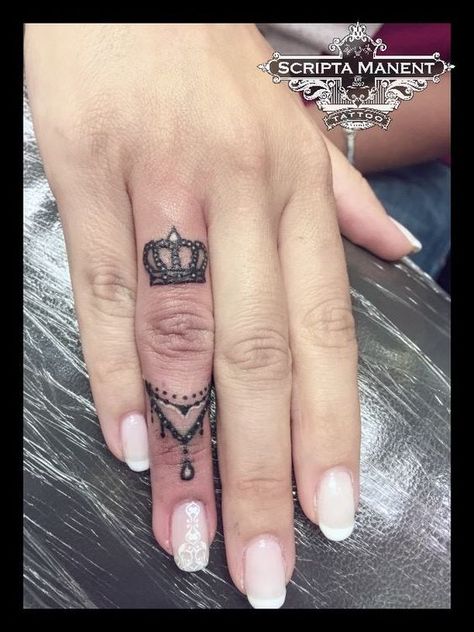 Crown Tattoos: Time to get your reign on Queen Finger Tattoos For Women, Crown Ring Tattoo, Crown Finger Tattoo, High Heel Tattoos, Tattoo Sayings, Crown Tattoos For Women, Heel Tattoos, Tattoo Finger, Ring Tattoo