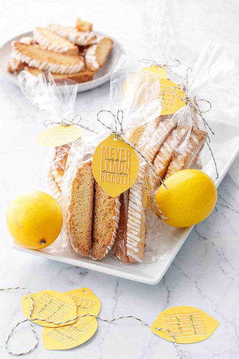 Biscotti Packaging, Holiday Care Packages, White Chocolate Glaze, Lemon Biscotti, Biscotti Cookies, Free Printable Gifts, Free Printable Gift Tags, Twice Baked, Cookie Swap