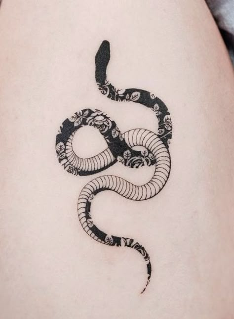 Yin And Yang Snake Tattoo, Hand Tattoos For Women Dragon, Arm Snake Tattoos For Women, Mandala Snake Tattoo, Snake Uterus Tattoo, Calf Snake Tattoo, Snake Tattoo Upper Thigh, Snake On Hip Tattoo, Serpent Collar Bone Tattoo