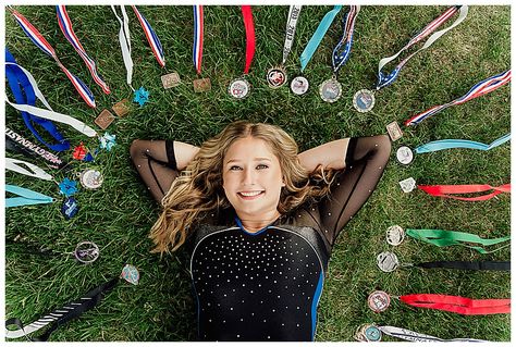 We kicked off the Class of 2022 senior season with Theresa's super fun shoot. Theresa is an accomplished gymnast and it made perfect sense to include senior photos of her with a few of her medals! Click on my gallery to see more of Theresa's senior photoshoot! Senior Pics With Medals, Senior Picture Ideas With Medals, Senior Pictures With Medals, Gymnastics Senior Pictures, Athlete Poses, Swimming Pics, Golf Photoshoot, Track Photography, Random Poses