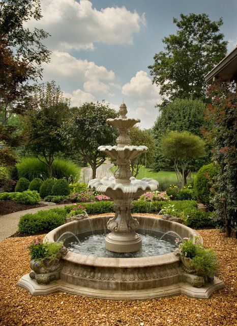 19 Brilliant Tiered Fountain Design To Enhance The Look Of Your Courtyard Small Courtyard Garden, Courtyard Garden Design, Yard Fountain, Fountain Landscape, Water Fountain Design, Kolam Air, Small Courtyard, Garden Water Fountains, Small Courtyard Gardens