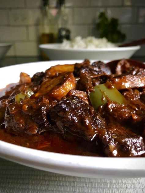 Beef Recipe Filipino, Mechado Recipe, Filipino Beef Stew, Beef Mechado, Phillipino Food, Recipes Filipino, Stew Dinner, Easy Filipino Recipes, Chuck Roast Recipes