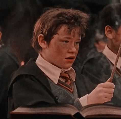 Seamus Finnigan Icons, Seamus Finnigan Aesthetic, Seamus Finnegan, Hp Icons, Seamus Finnigan, Harry Potter Wattpad, Jordan Cake, Cute Harry Potter, Harry Potter Icons