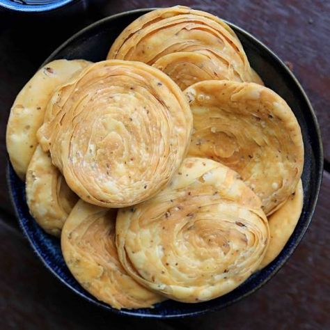 verki puri recipe | how to make crispy varki puri | verki snack - Hebbar's Kitchen Hebbars Kitchen Recipes, Hebbars Kitchen, Diwali Sweets Recipe, Puri Recipe, Diwali Snacks, Hebbar's Kitchen, Puri Recipes, Diwali Sweets, Diwali Food