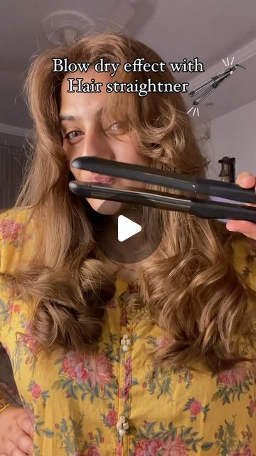 M A H N O O R on Instagram: "My favourite quick blow dry effect technique! With a straightener 😲🤯 
Save it and try it! 🫶🏻 (follow for more💕)
Straightener @remington.official sourced through daraz! Link in my bio! 

#hairstyle #hairhack #blowdry #hairstraightener #hairtransformation #hairideas #hairtutorial #hairlove #haireducation #explore #darazpk #darazfinds #darazpakistan #darazfashion #explorepage #davanitygirl" Blow Dry Hair With Straightener, Blow Dry Look With Straightener, Blow Dry With Straightener, How To Dry Hair Without Blow Dryer, Blow Dry Hairstyles, Blowdry Hairstyles, Blow Dry Curls, Curls With Straightener, Blow Dry Brush