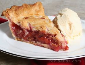 Cherries and Rhubarb.  A sweet and tart combination that's tough to beat!  Don't forget the ice cream... Raspberry Rhubarb Pie, Cream Cheese Crust, Pie With Cream Cheese, Raspberry Rhubarb, Cherry Pie Recipe, Strawberry Rhubarb Pie, Cheese Crust, Rhubarb Pie, Rhubarb Recipes